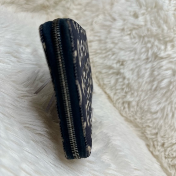 Celine Denim Zippy Long Wallet - Picture 4 of 15